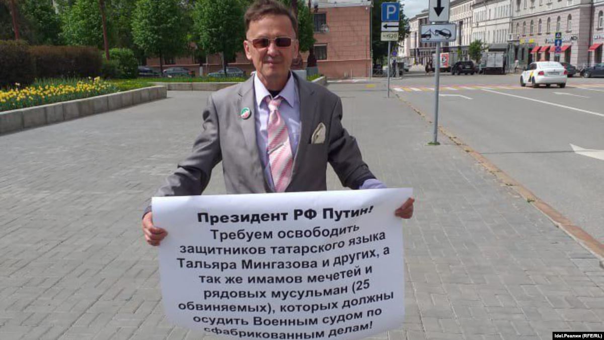 Активист Рәис Хәбиров 80 сәгать мәҗбүри эшкә хөкем ителде
