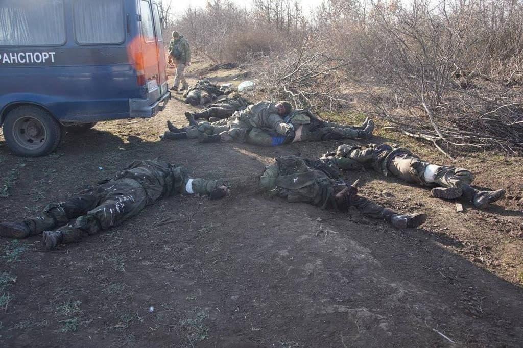 El Ministerio de Defensa ruso informa de las pérdidas: hay 9.861 personas  muertas y 16.153 heridos.