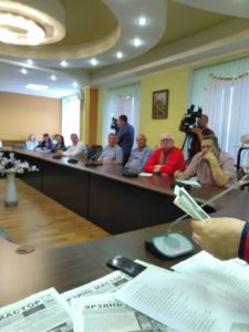 Заседание пушкинского "Аянь Эзем" посетило местное ТВ.