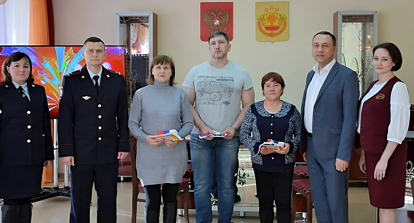 In Tschuwaschien erhielten 50 Einwohner der „neuen Regionen der Russischen Föderation“ russische Pässe
