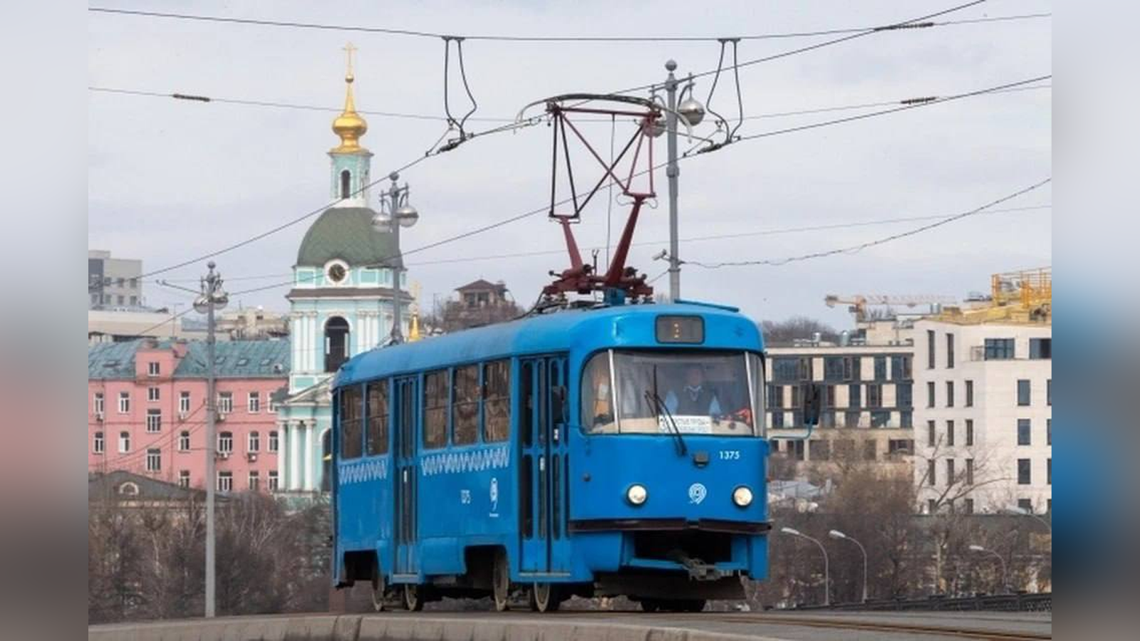 Ufa régi villamosokat ajándékozott Moszkvából